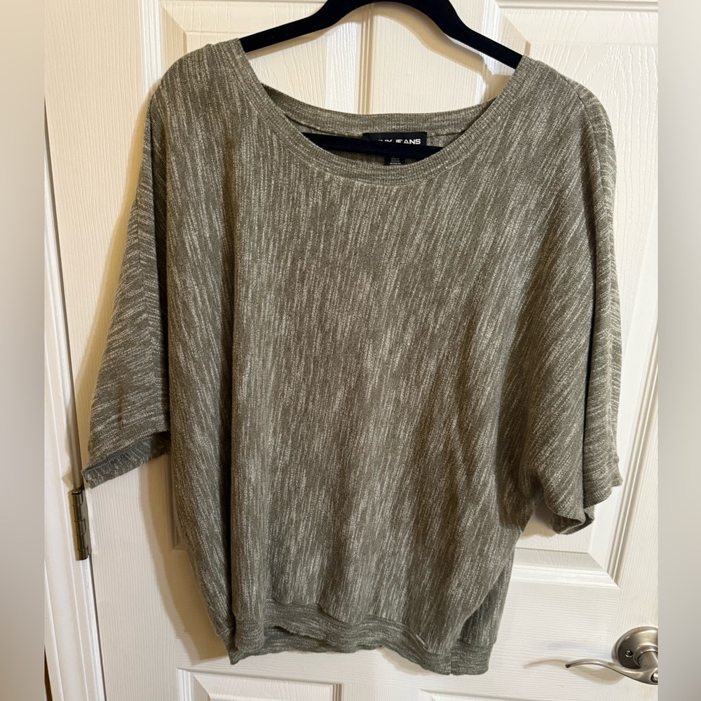 DKNY Heathered Gray Short Sleeve sweater